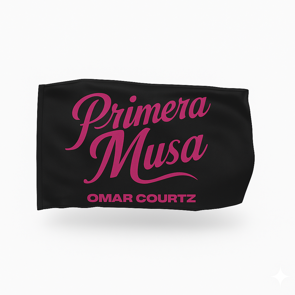Bandera “Primera Musa Tour” Black | Fan Flag Oficial